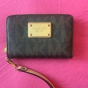 Michael Korea wristlet